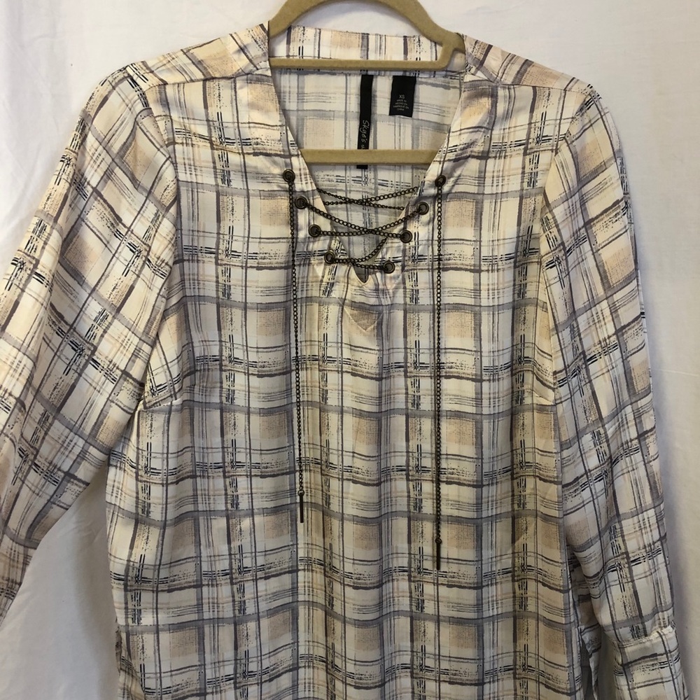 Skye’s the limit Long sleeve blouse